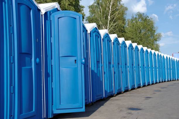 Best Portable restroom trailer rental  in Laurium, MI